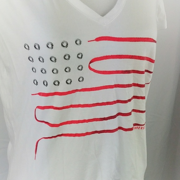 3 for $25 Large Converse V Neck graphic Blouse $$ - Picture 2 of 5